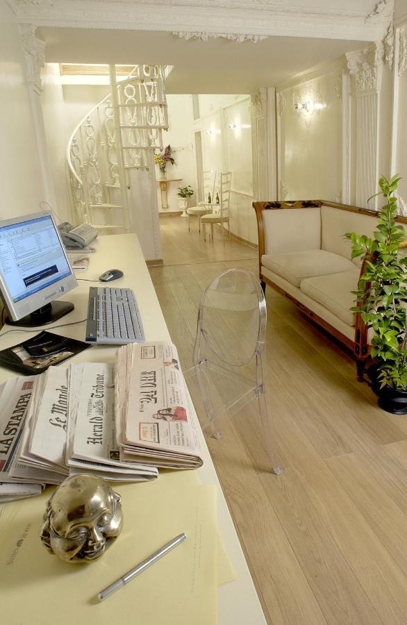 Suites Рим Екстериор снимка